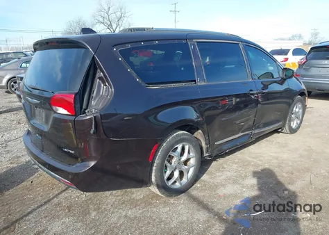 2018 Chrysler Pacifica Limited from USA, damaged, VIN 2C4RC1GGXJR212421